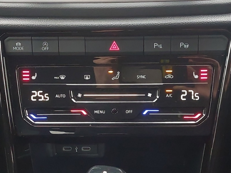 Used Volkswagen T-Roc 2025 for sale - 77251939: Photo 16