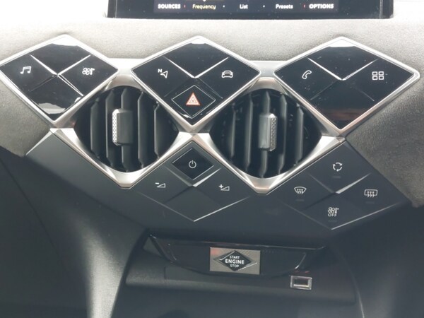 Used DS Automobiles DS 3 2020 for sale - 75622412: Photo 16