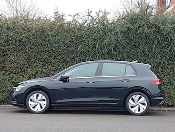 Used Volkswagen Golf 2024 for sale - 78530819: Photo