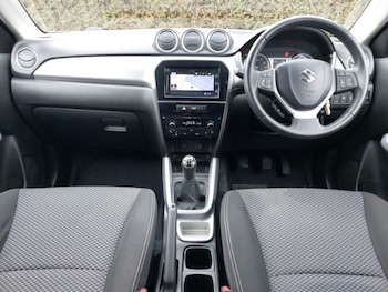 Used Suzuki Vitara 2018 for sale - 77433202: Photo