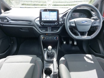 Used Ford Fiesta 2018 for sale - 78977070: Photo