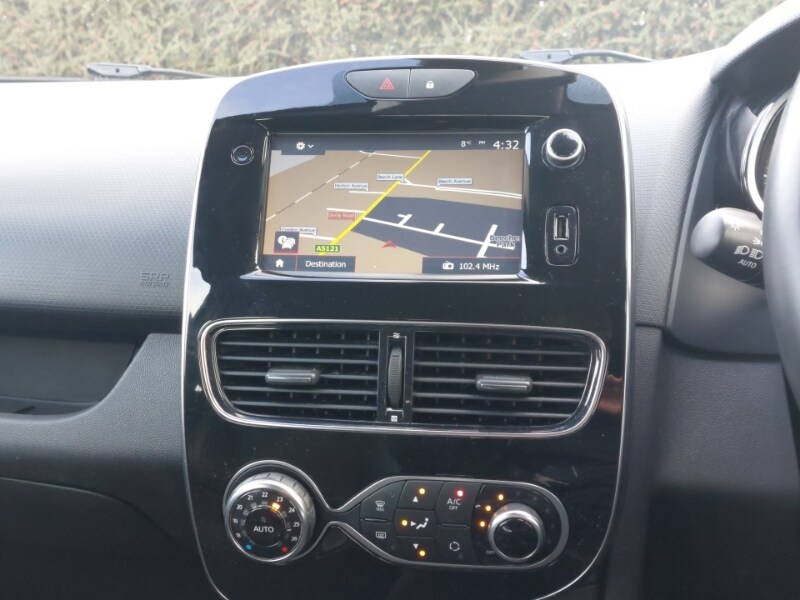 Used Renault Clio 2017 for sale - 77907913: Photo 10