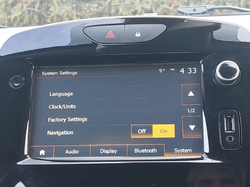 Used Renault Clio 2017 for sale - 77907913: Photo 14