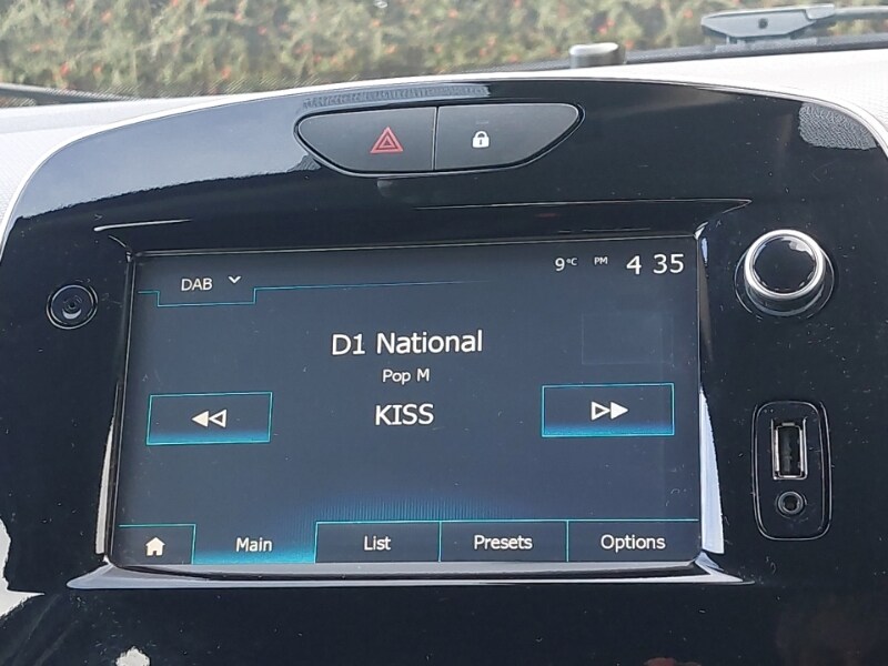 Used Renault Clio 2017 for sale - 77907913: Photo 15