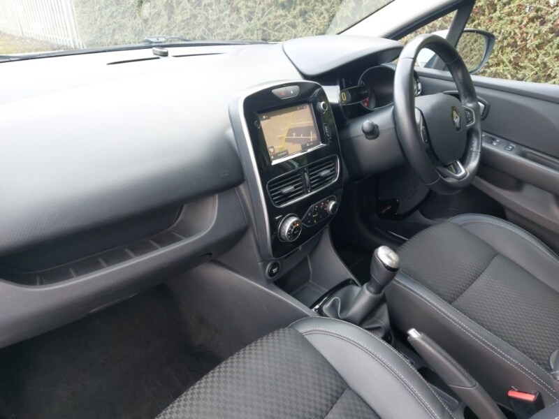 Used Renault Clio 2017 for sale - 77907913: Photo 5