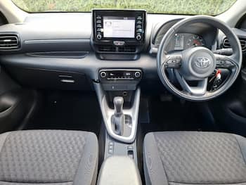 Used Toyota Yaris 2023 for sale - 79618330: Photo