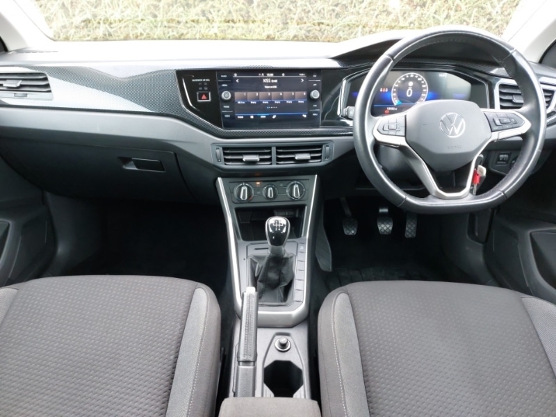 Used Volkswagen Polo 2024 for sale - 76403813: Photo 2