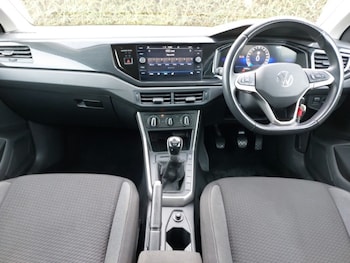 Used Volkswagen Polo 2024 for sale - 76403813: Photo