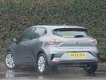 Used Renault Clio 2024 for sale - 75583831: Photo