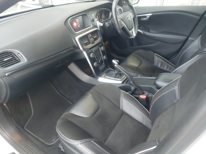 Used Volvo V40 2018 for sale - 77393006: Photo 5