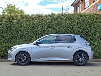 Used Peugeot 208 2023 for sale - 79420275: Photo