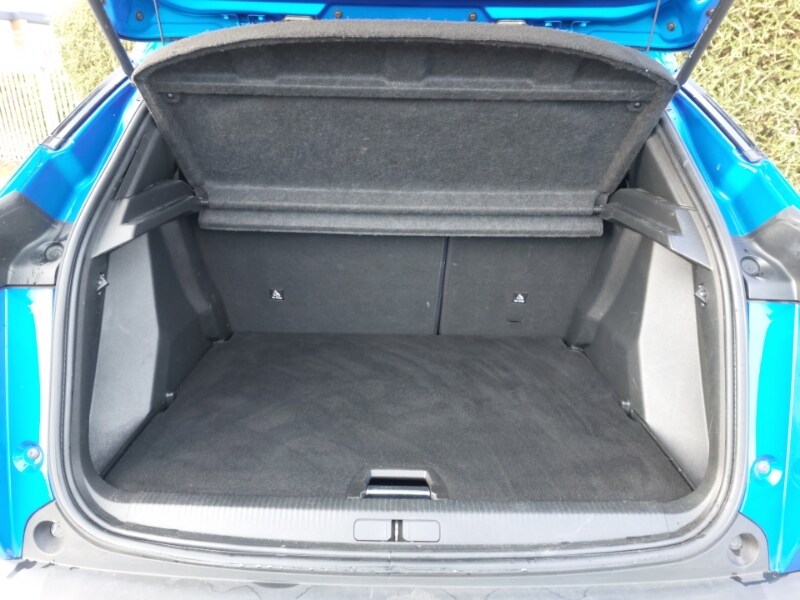 Used Peugeot 2008 2020 for sale - 78146471: Photo 8