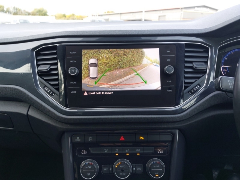 Used Volkswagen T-Roc 2019 for sale - 76351307: Photo 11