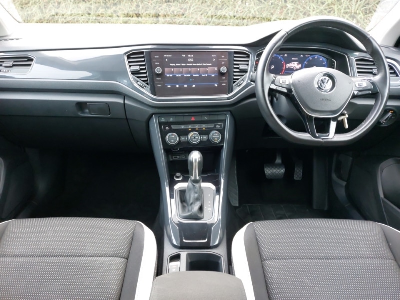 Used Volkswagen T-Roc 2019 for sale - 76351307: Photo 2