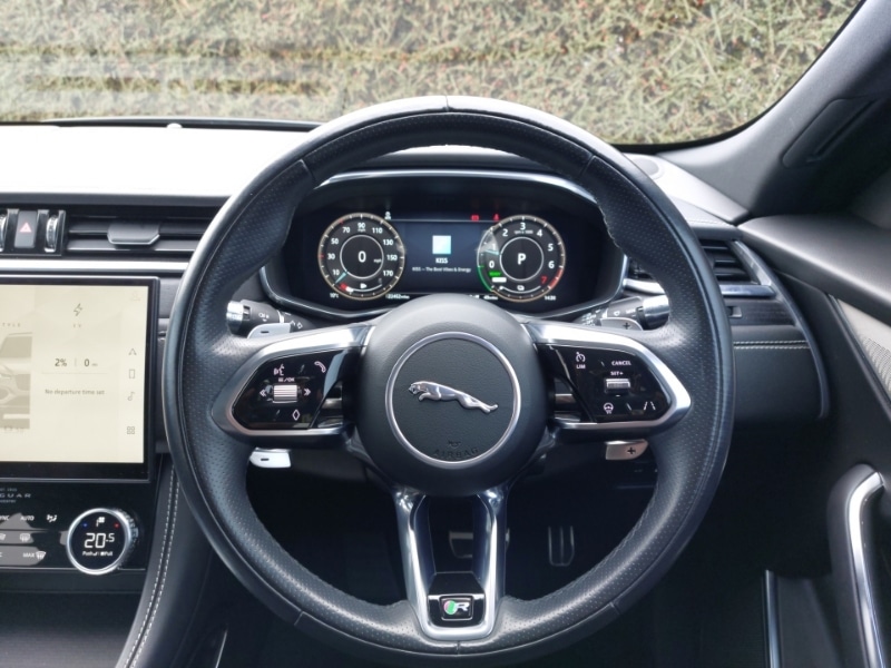 Used Jaguar F-Pace 2022 for sale - 77832358: Photo 17