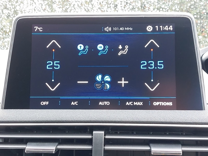 Used Peugeot 3008 2018 for sale - 76613976: Photo 15