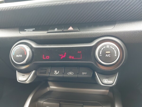 Used Kia Stonic 2023 for sale - 75448222: Photo 16
