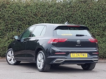 Used Volkswagen Golf 2024 for sale - 78653942: Photo