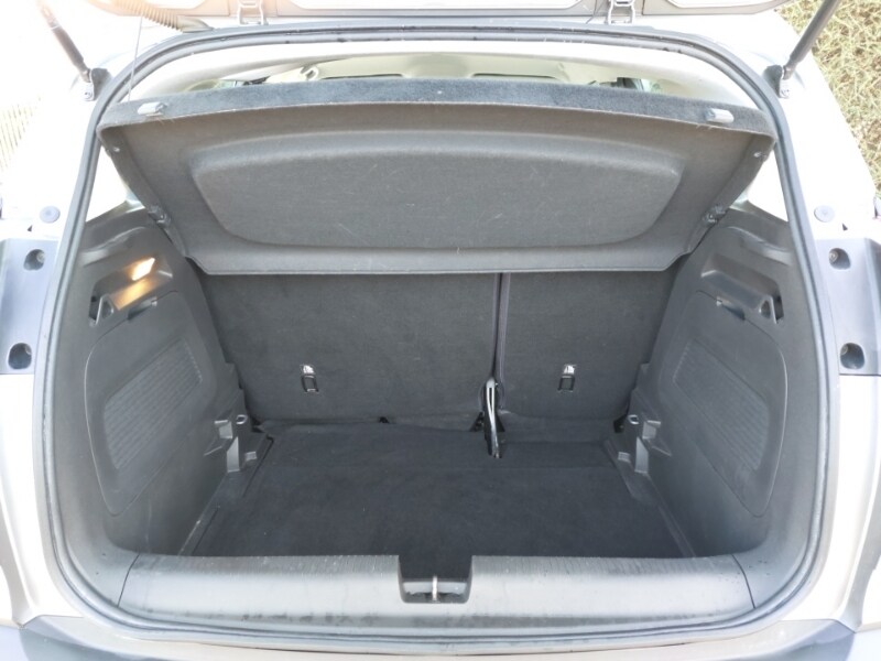 Used Vauxhall Crossland X 2018 for sale - 77947715: Photo 8