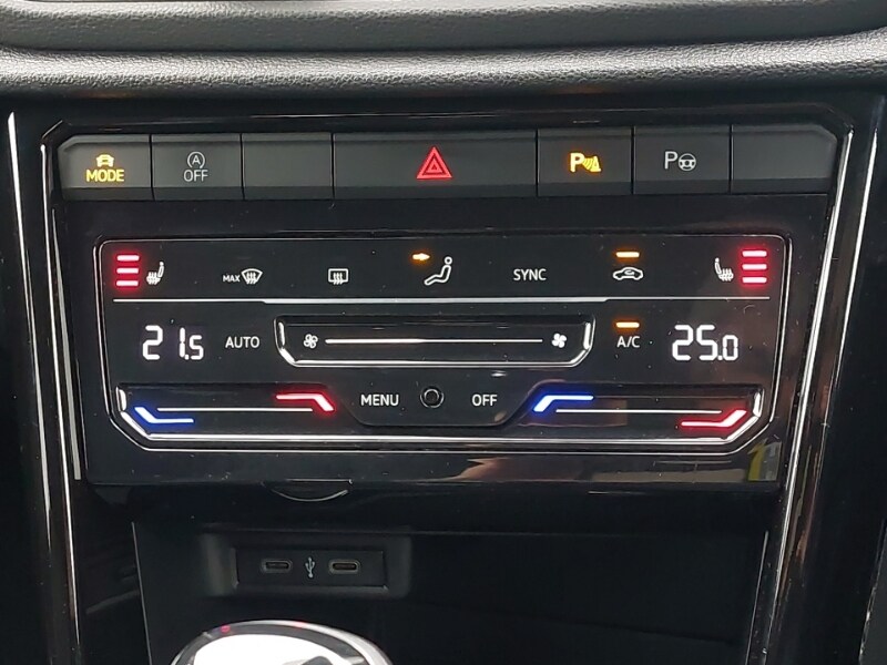 Used Volkswagen T-Roc 2022 for sale - 77907917: Photo 16