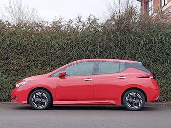 Used Nissan Leaf 2022 for sale - 77686188: Photo