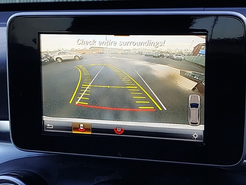 Used Mercedes-Benz GLC 2018 for sale - 76964103: Photo 11