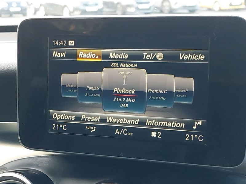 Used Mercedes-Benz GLC 2018 for sale - 76964103: Photo 12