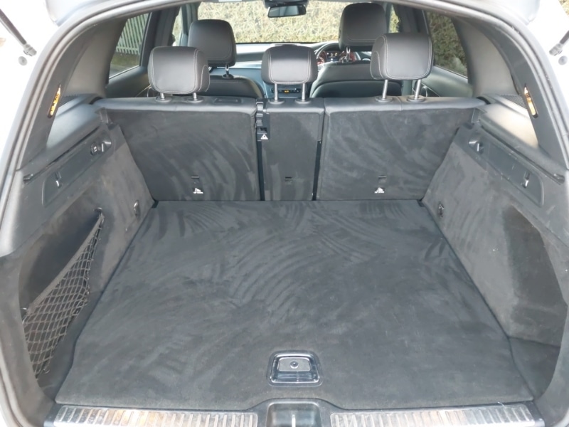 Used Mercedes-Benz GLC 2018 for sale - 76964103: Photo 8