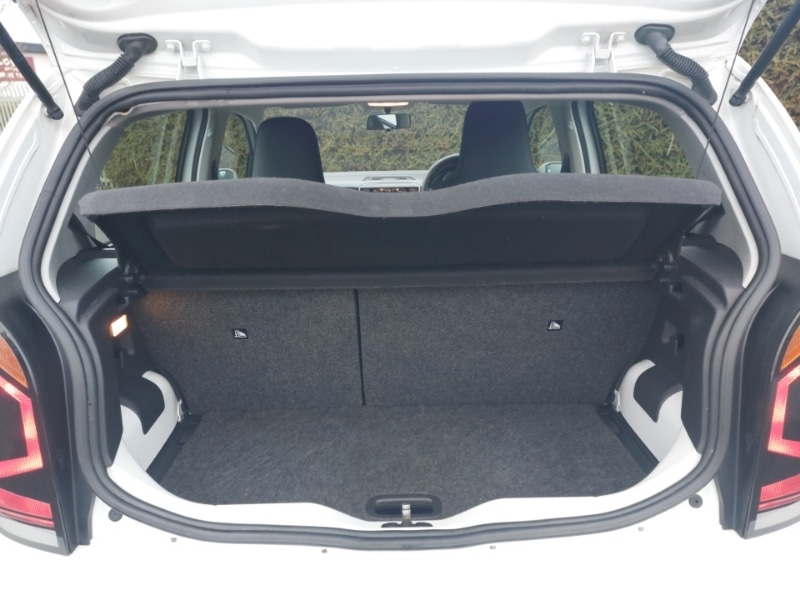 Used Volkswagen up! 2017 for sale - 77281563: Photo 8