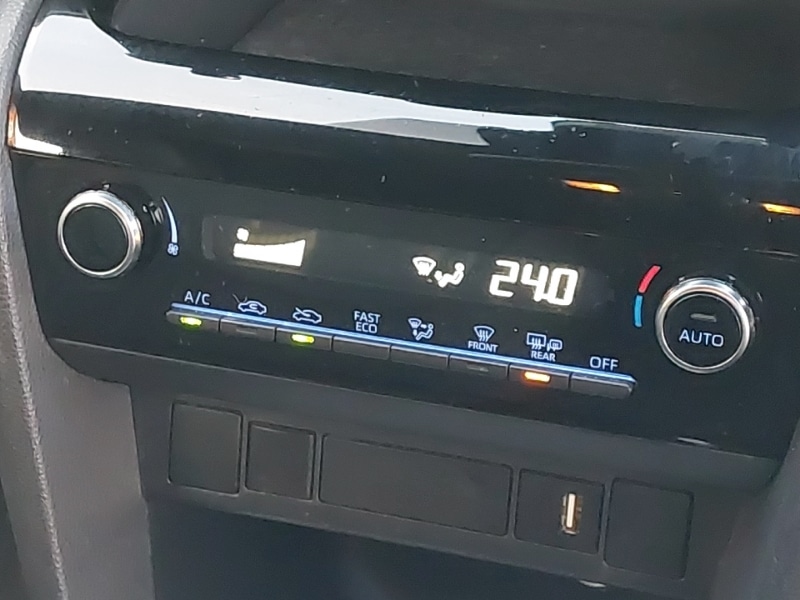 Used Toyota Yaris Cross 2022 for sale - 76897598: Photo 15