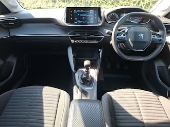 Used Peugeot 208 2022 for sale - 79420311: Photo