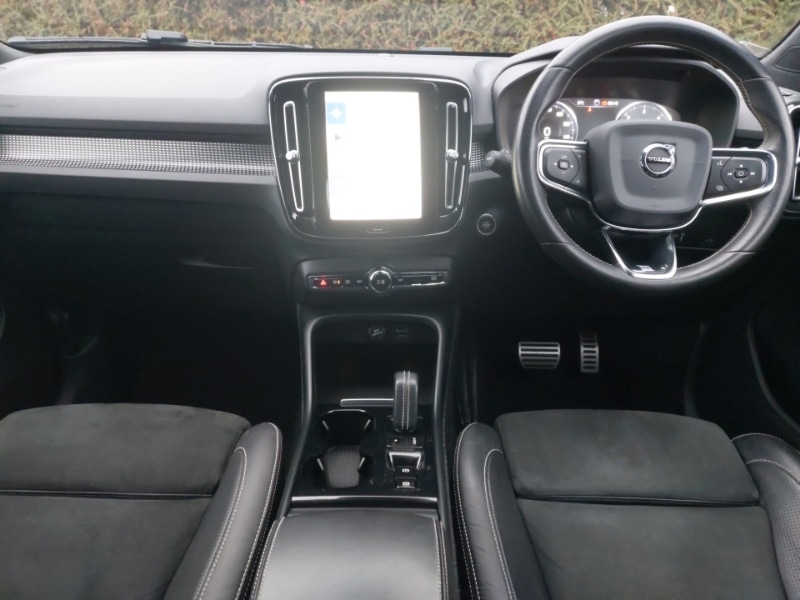 Used Volvo XC40 2018 for sale - 77284233: Photo 2