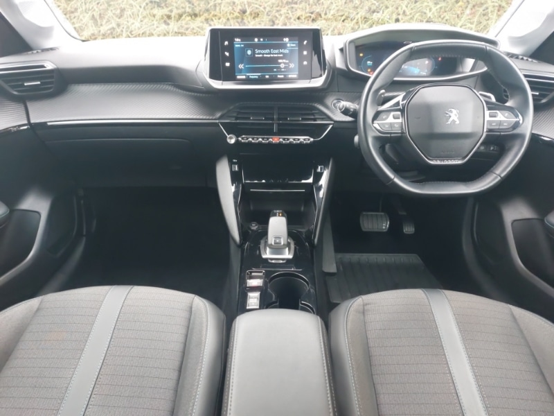 Used Peugeot 208 2020 for sale - 76471605: Photo 2