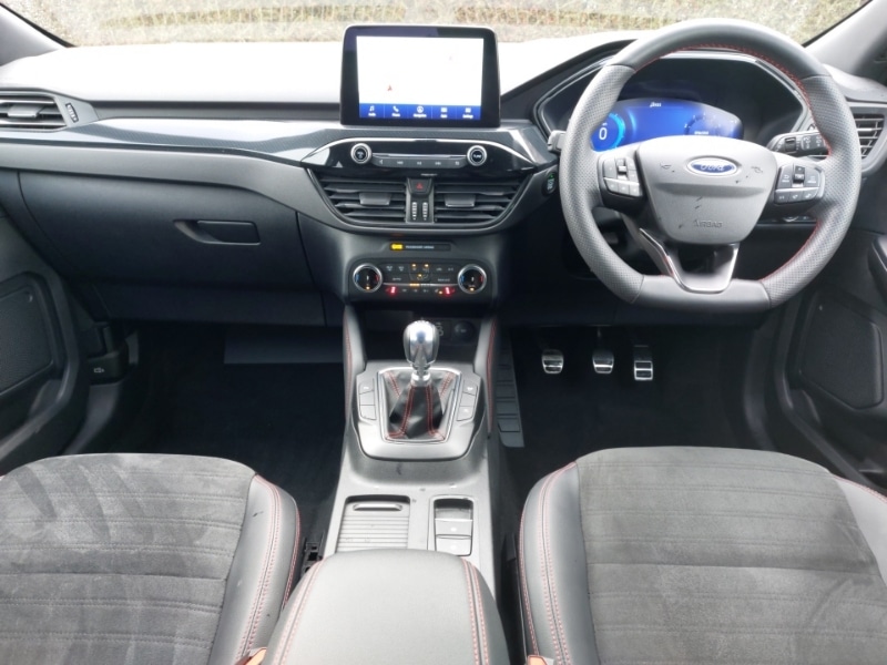 Used Ford Kuga 2023 for sale - 77832329: Photo 2