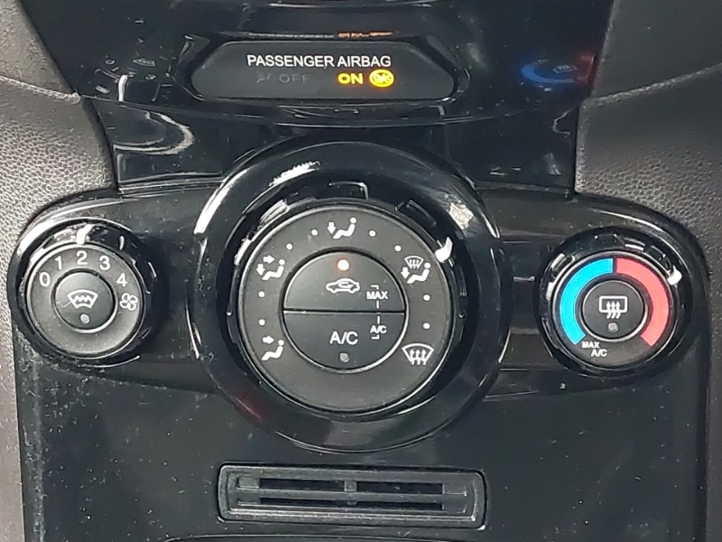 Used Ford Fiesta 2016 for sale - 77644584: Photo 16