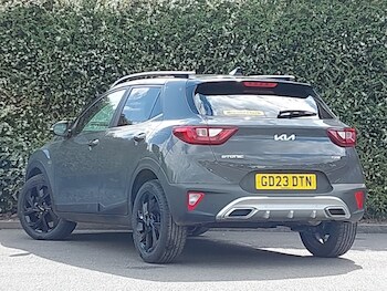Used Kia Stonic 2023 for sale - 78498449: Photo