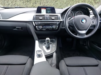 Used BMW 3 Series 2018 for sale - 75900230: Photo