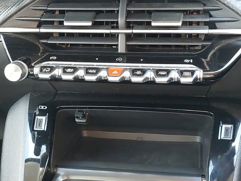 Used Peugeot 208 2024 for sale - 77832353: Photo 16