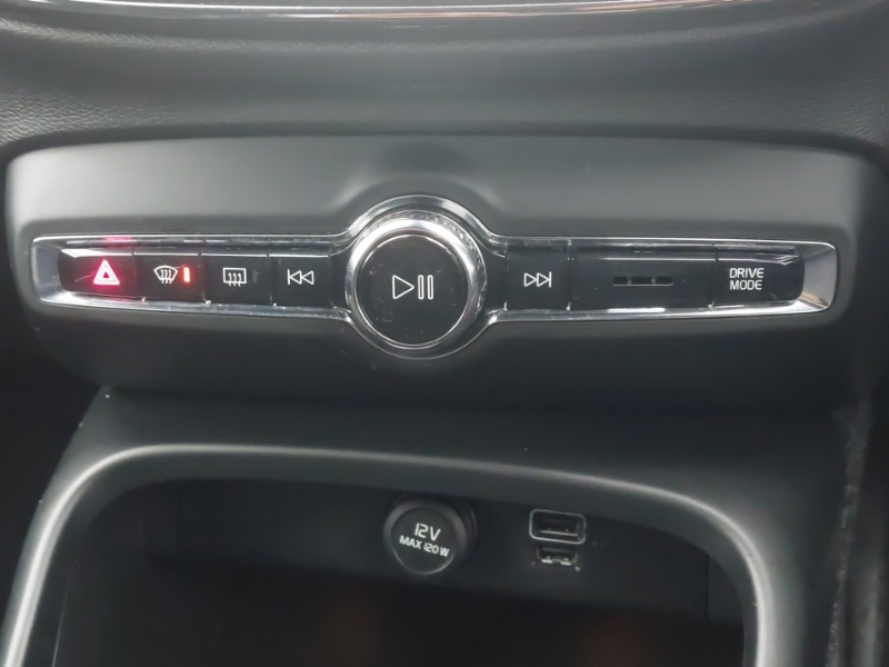 Used Volvo XC40 2018 for sale - 77610949: Photo 16