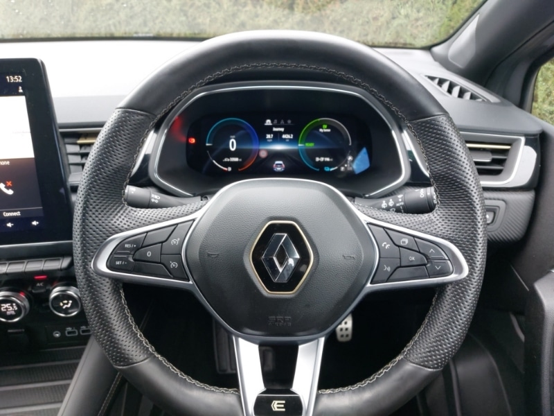 Used Renault Captur 2023 for sale - 76165923: Photo 17