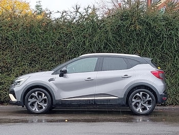 Used Renault Captur 2023 for sale - 76165923: Photo 4