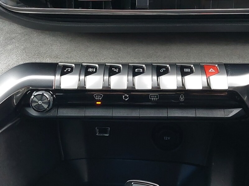 Used Peugeot 3008 2023 for sale - 77585158: Photo 16