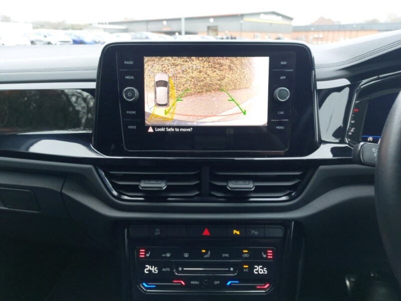 Used Volkswagen T-Roc 2023 for sale - 77329984: Photo 11