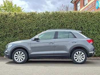 Used Volkswagen T-Roc 2020 for sale - 79549970: Photo