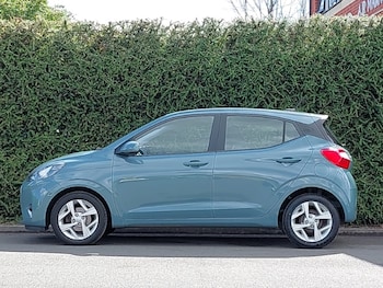 Used Hyundai i10 2023 for sale - 78884536: Photo