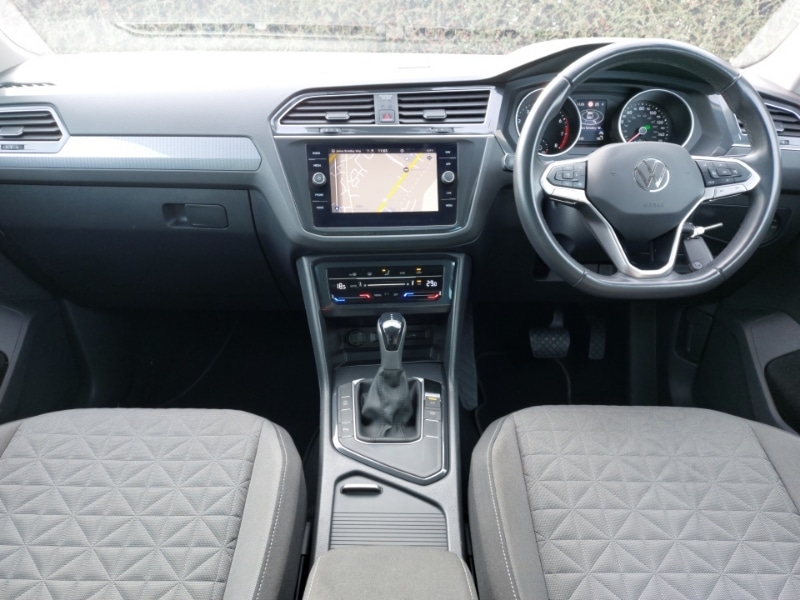 Used Volkswagen Tiguan 2021 for sale - 77580122: Photo 2