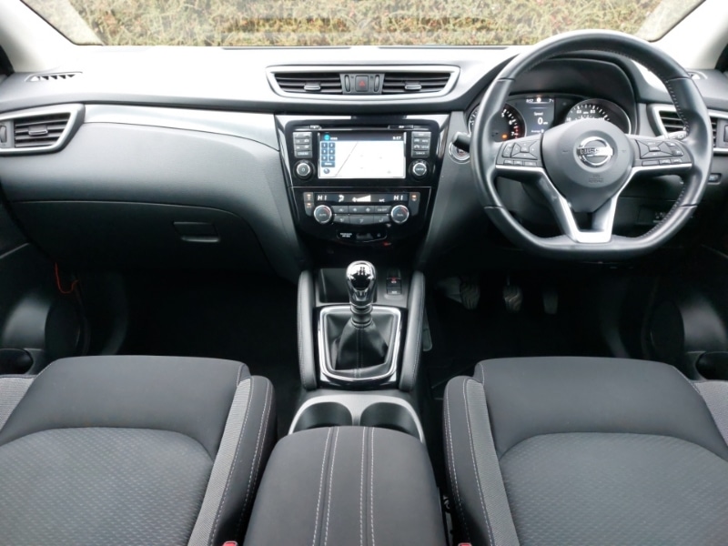 Used Nissan Qashqai 2018 for sale - 77530958: Photo 2