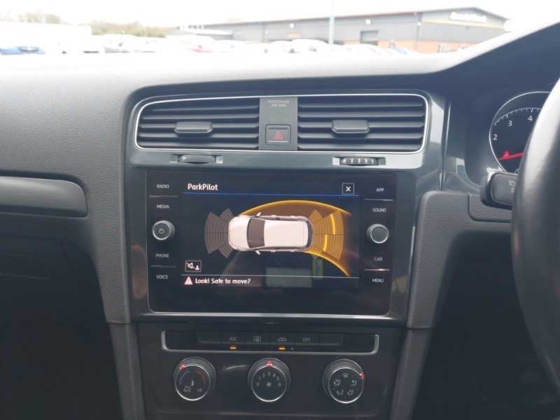 Used Volkswagen Golf 2017 for sale - 78040814: Photo 11