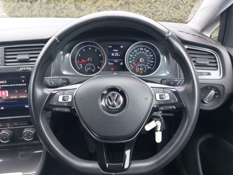 Used Volkswagen Golf 2017 for sale - 78040814: Photo 17