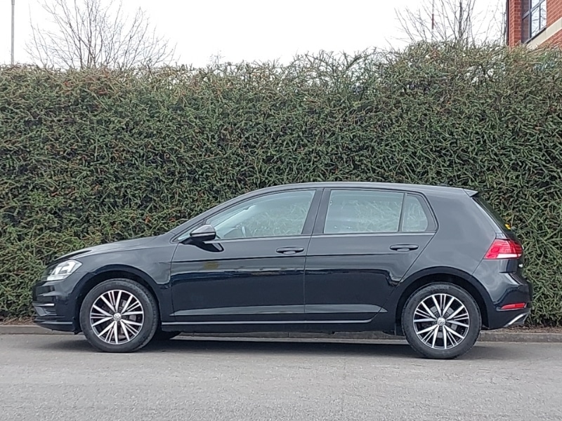 Used Volkswagen Golf 2017 for sale - 78040814: Photo 4